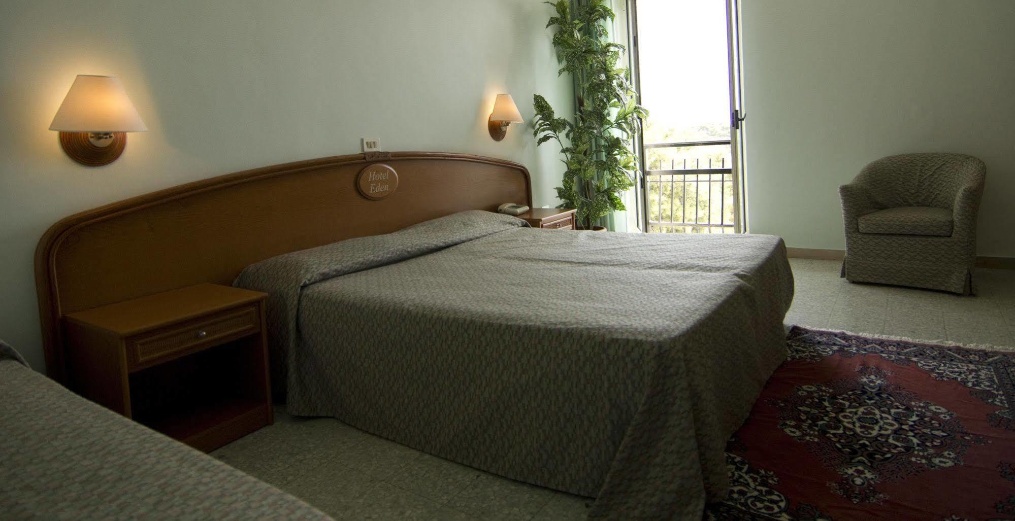 Hotel Eden San Domino Buitenkant foto